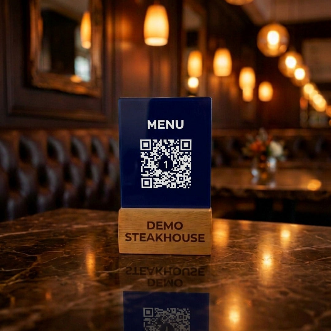 Ahşap Tabanlı Pleksi QR Menü Standı – UV Baskılı