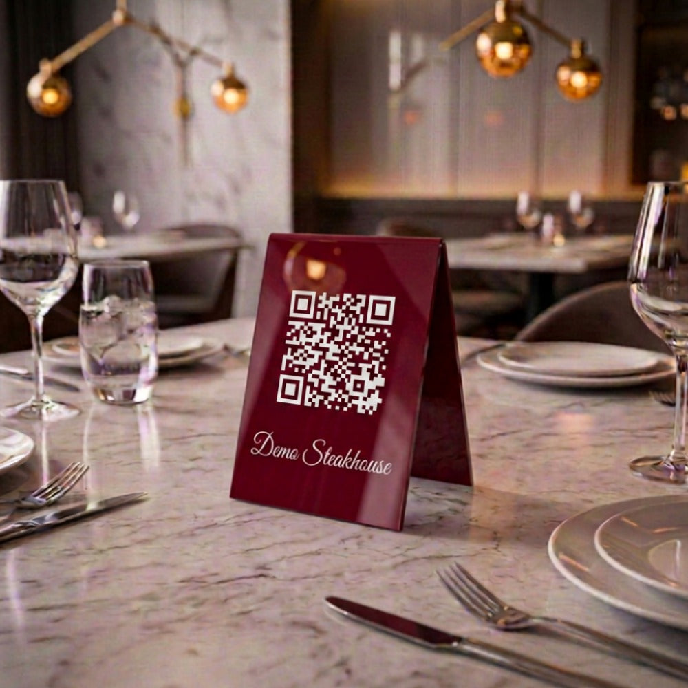 Pleksi QR Menü Standı – UV Baskılı Masaüstü Menü Karekodu